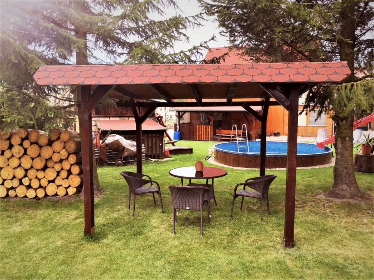 Ubytovani U Rybnicka Villa Arnoltice u Decina Luaran gambar